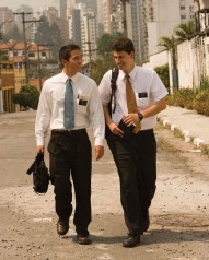 mormon-missionaries-men
